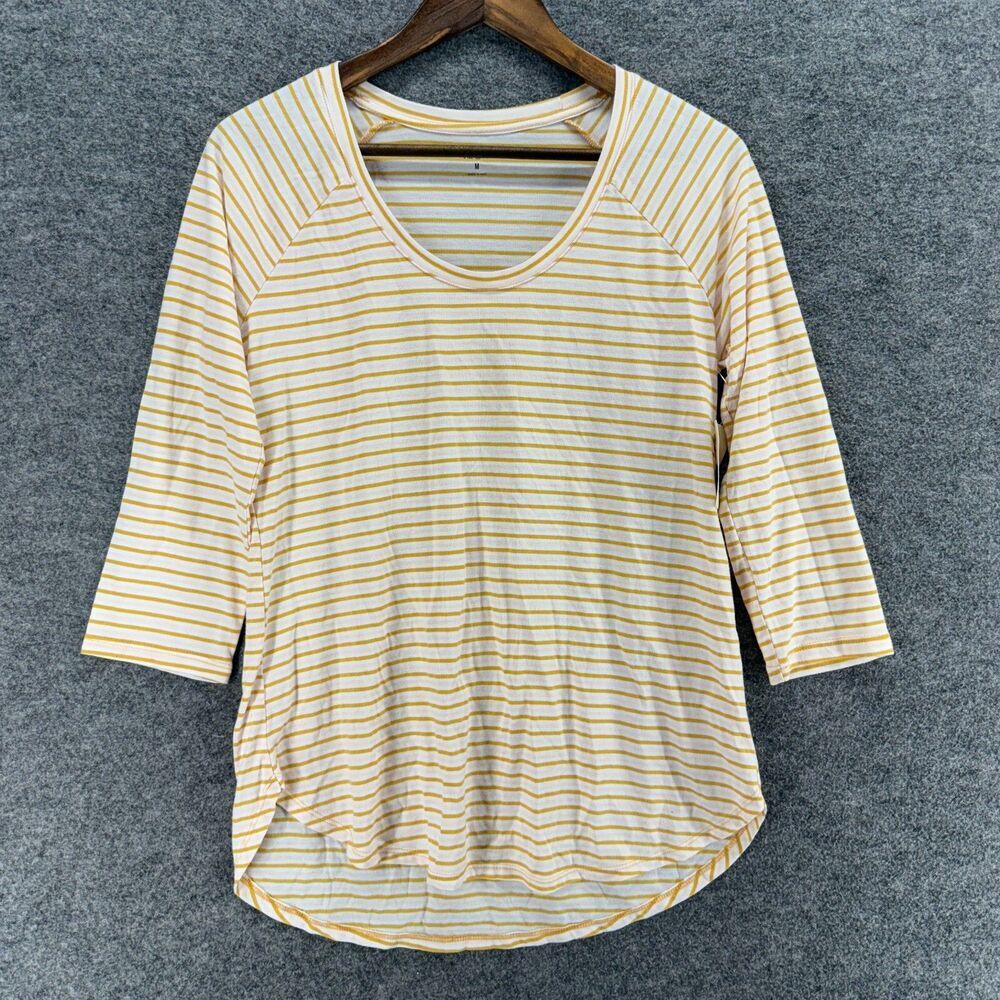New A New Approach T-Shirt Women M Medium White Striped 3/4 Sleeve Rayon Casual